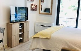 Cp High Floor Luxury Studio Sleeps 3